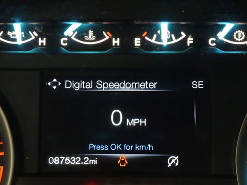 Used 2018 Ford F150 XLT w/ Equipment Group 302A Luxury AWD/4WD image 16