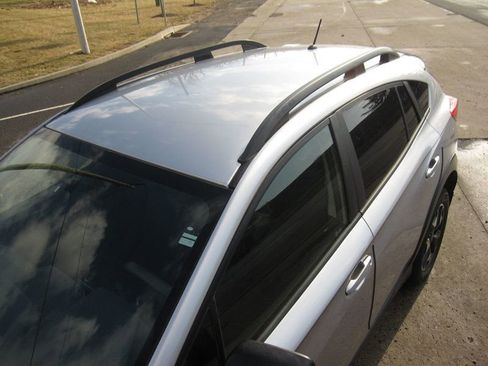 Used 2019 Subaru Crosstrek 2.0i image 15