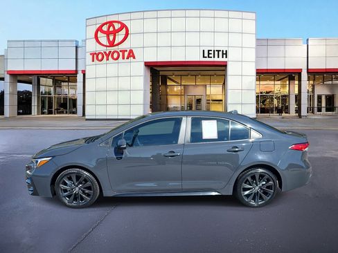 Used 2023 Toyota Corolla SE image 5