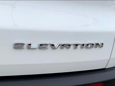 New 2026 GMC Acadia Elevation FWD image 15