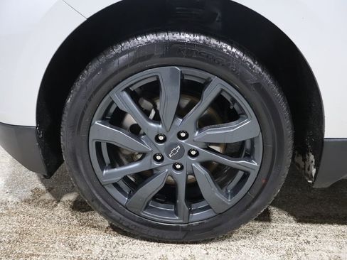 Used 2019 Chevrolet Equinox Premier image 9