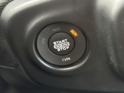 Certified 2022 Jeep Gladiator Mojave w/ LED Lighting Group image 33