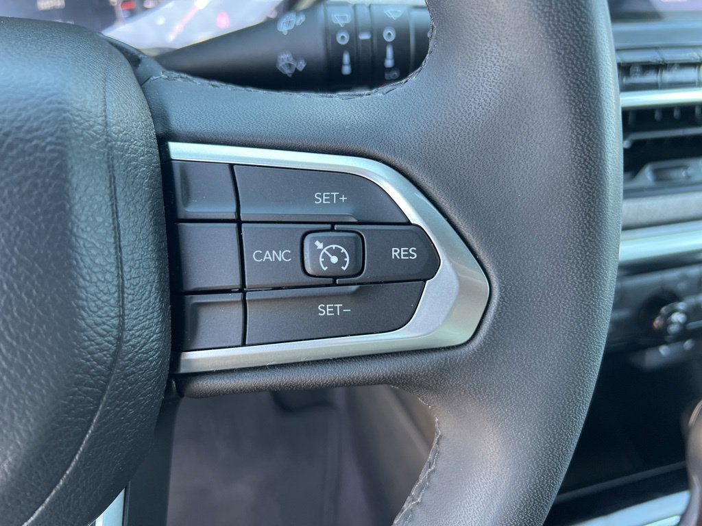 Used 2024 Jeep Compass Latitude AWD/4WD image 31