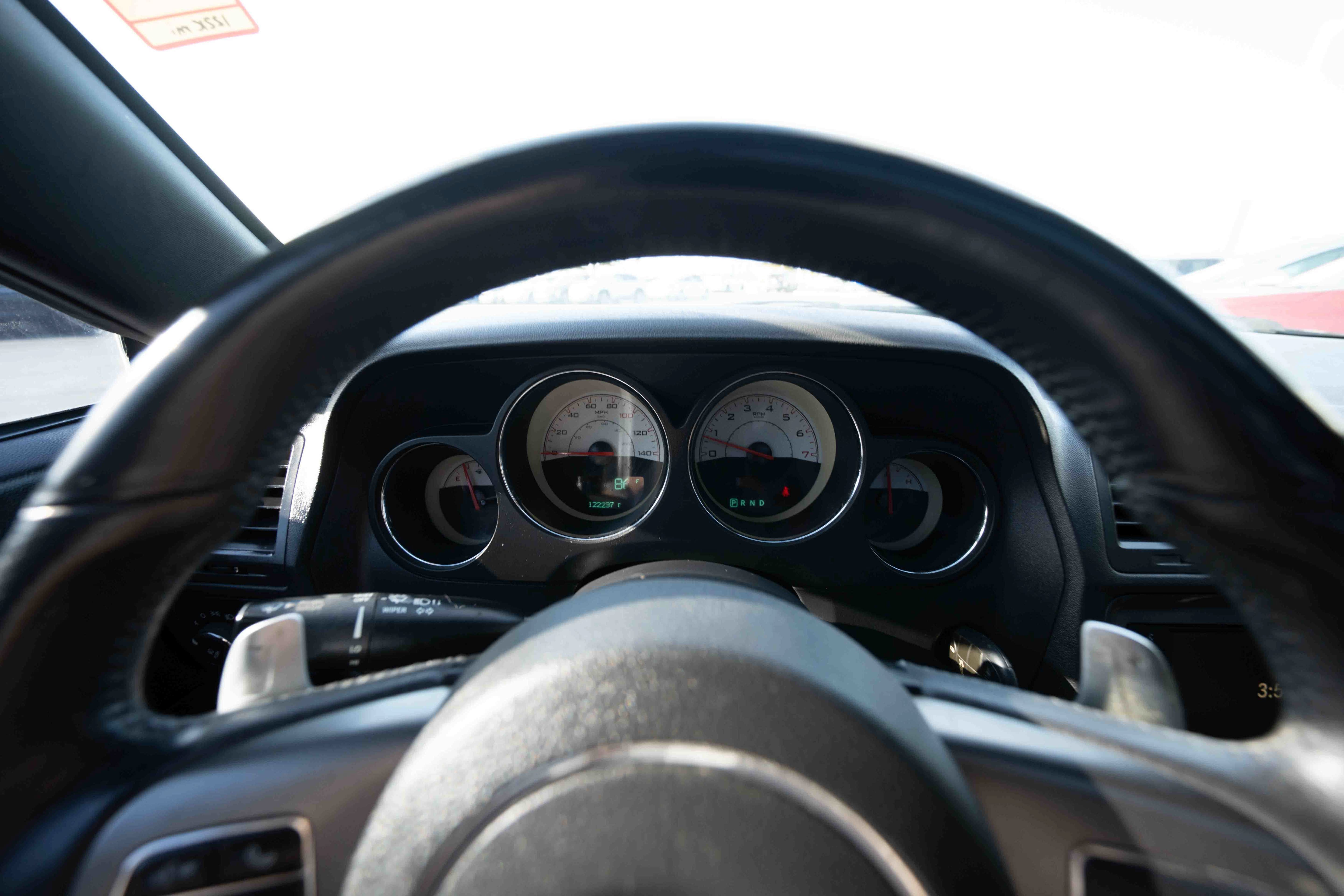 Used 2014 Dodge Challenger SXT RWD image 14