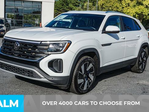 Used 2024 Volkswagen Atlas Cross Sport SE image 3