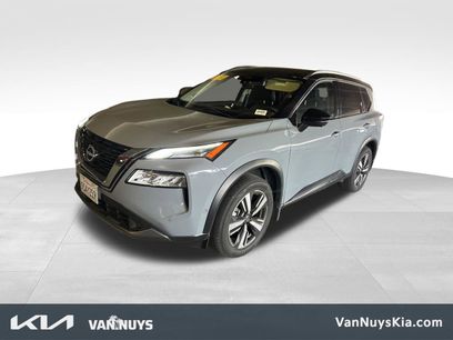 Used 2023 Nissan Rogue SL w/ SL Premium Package