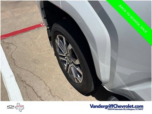 Used 2026 Toyota 4Runner Limited AWD/4WD image 6