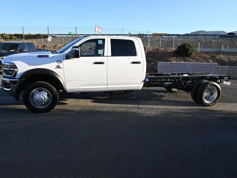 New 2026 RAM 5500 Tradesman w/ Chrome Appearance Group image 5