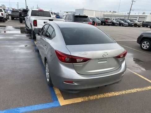 Used 2016 MAZDA MAZDA3 i Sport image 12