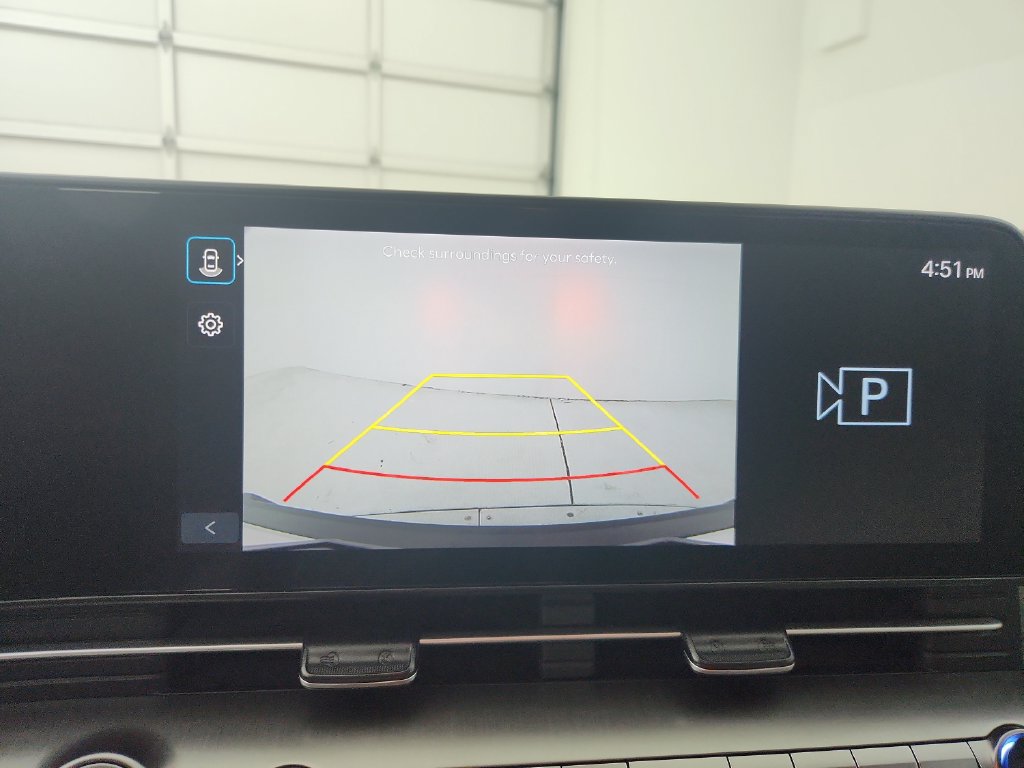 Used 2025 Hyundai Kona SEL FWD image 27