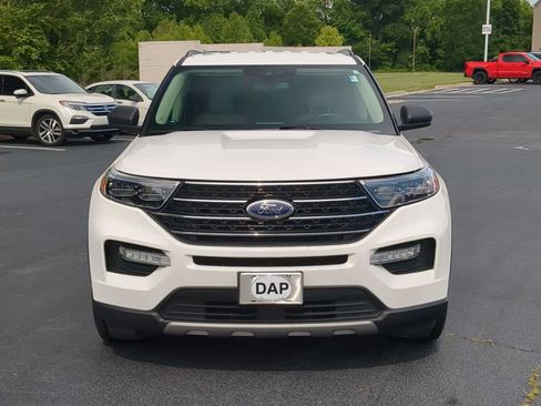 Used 2020 Ford Explorer XLT w/ Equipment Group 202A RWD image 3