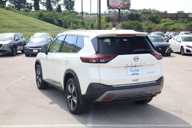 Used 2023 Nissan Rogue SL w/ SL Premium Package AWD/4WD image 6