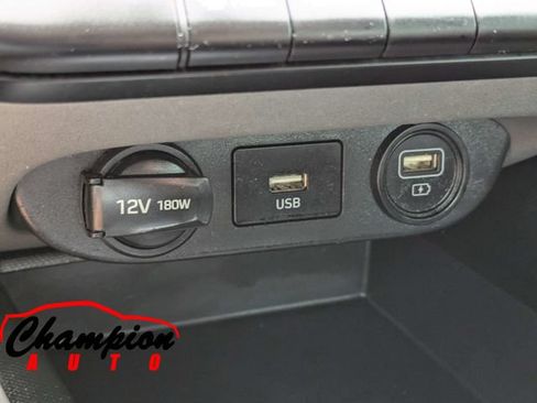 Used 2021 Hyundai Elantra SEL FWD image 23