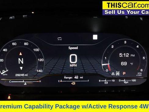 Used 2023 GMC Yukon XL Denali Ultimate AWD/4WD image 18