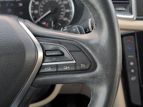 Used 2019 INFINITI QX50 Pure FWD image 15