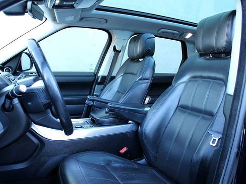 Used 2020 Land Rover Range Rover Sport HSE image 11