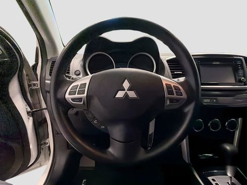 Used 2017 Mitsubishi Lancer ES FWD image 10
