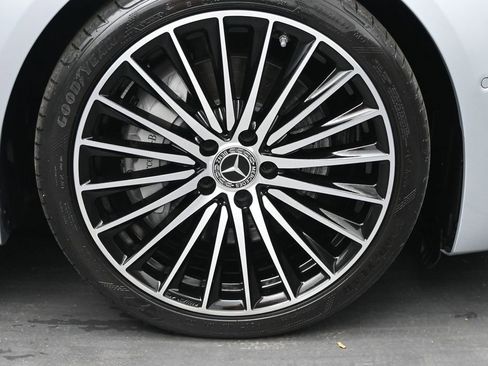 Used 2023 Mercedes-Benz C 300 Sedan image 26