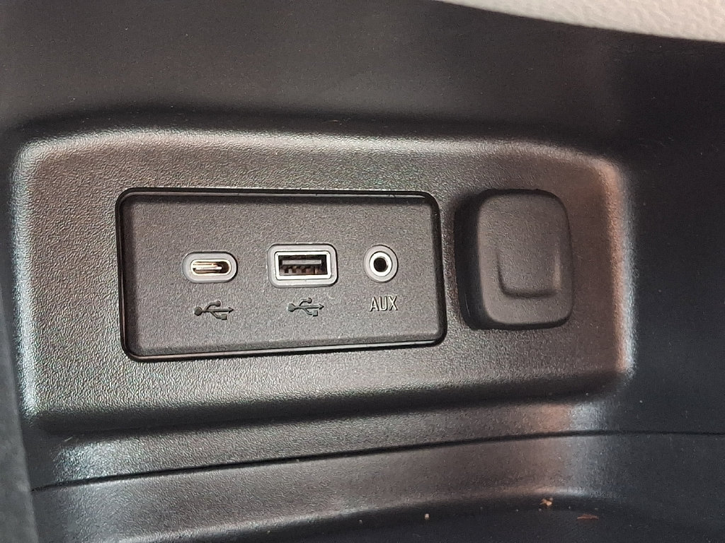 Used 2022 Chevrolet Equinox LT FWD image 29