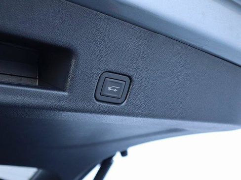 New 2026 GMC Acadia Elevation w/ Elevation Premium Package image 10