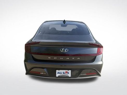 Used 2022 Hyundai Sonata SE FWD image 6
