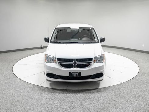 Used 2017 Dodge Grand Caravan SE w/ Power Window Group FWD image 27
