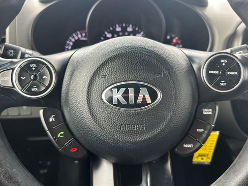 Used 2019 Kia Soul + image 22