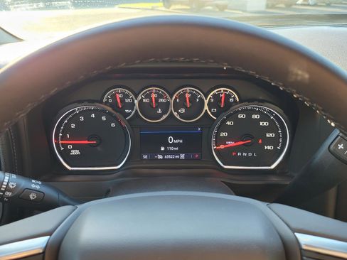 Used 2022 Chevrolet Silverado 1500 LTZ w/ Z71 Off-Road Package image 23