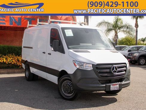 Used 2019 Mercedes-Benz Sprinter 144 Cargo image 1