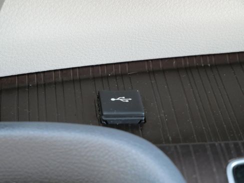 Certified 2023 Toyota Sienna LE FWD image 24