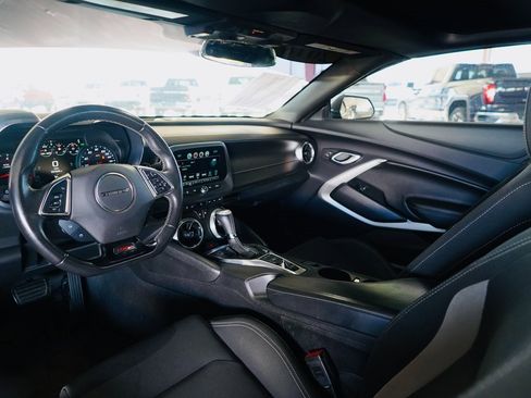 Used 2018 Chevrolet Camaro SS image 5