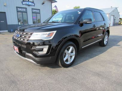 Used 2017 Ford Explorer XLT w/ Equipment Group 202A