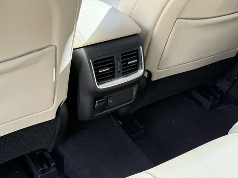 Used 2020 INFINITI QX50 Luxe w/ Navigation Package image 12