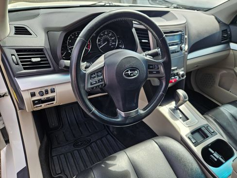 Used 2012 Subaru Legacy 2.5i Premium w/ All-Weather Pkg + Moonroof AWD/4WD image 12