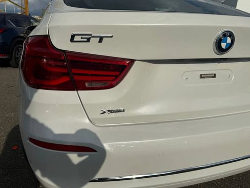 Used 2017 BMW 330i Gran Turismo xDrive image 36
