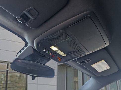 Used 2025 GMC Terrain Elevation image 32