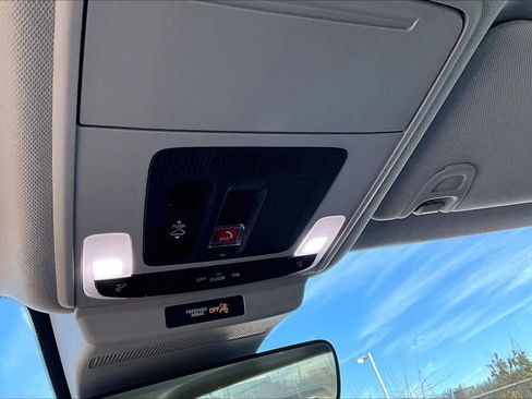 Used 2023 Honda Accord EX-L image 30