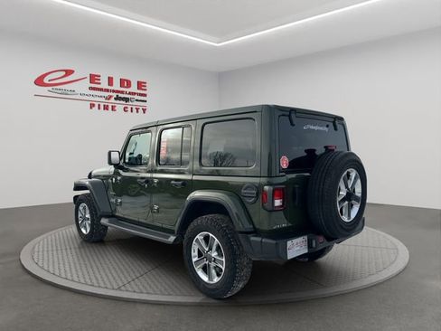 Used 2021 Jeep Wrangler Unlimited Sahara w/ Uconnect 4C Nav & Sound Group image 4