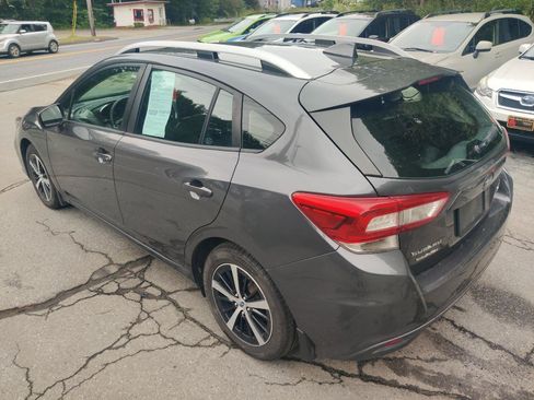 Used 2019 Subaru Impreza 2.0i Premium AWD/4WD image 4