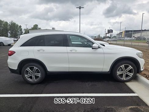 Used 2017 Mercedes-Benz GLC 300 image 9