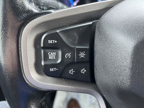 Used 2023 Ford Bronco Everglades image 19