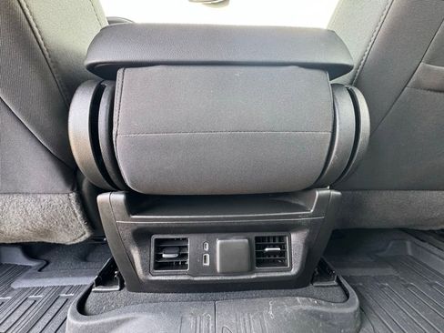 Used 2023 GMC Sierra 1500 SLE image 36