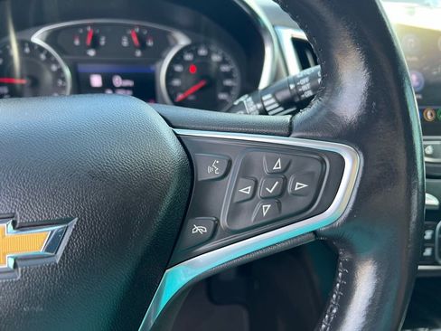 Used 2022 Chevrolet Equinox Premier image 40