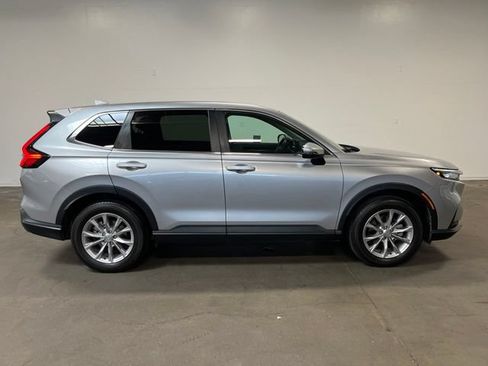 Used 2023 Honda CR-V EX-L image 2