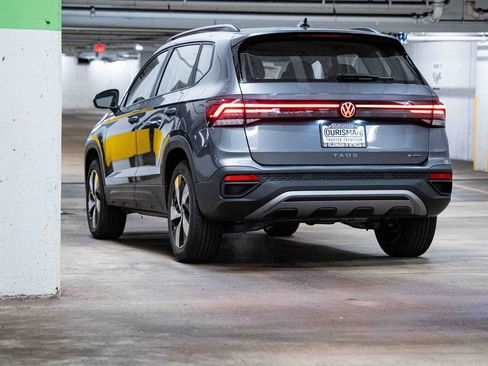 New 2026 Volkswagen Taos S image 5