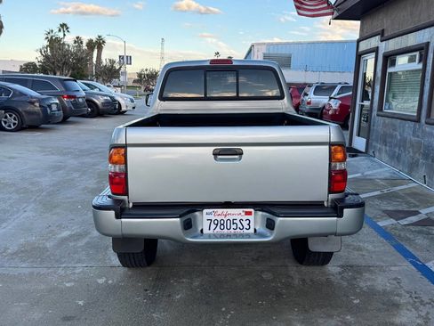 Used 2002 Toyota Tacoma PreRunner image 14