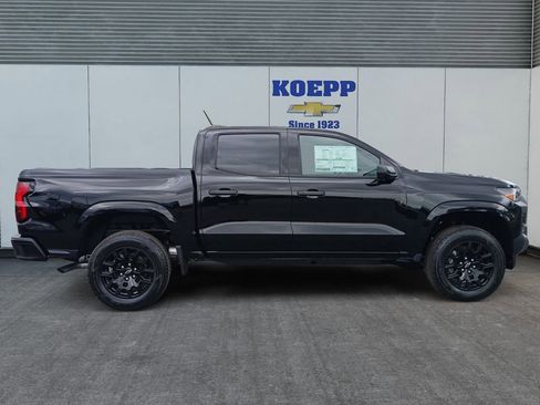 New 2026 Chevrolet Colorado W/T w/ WT Custom Package RWD image 6