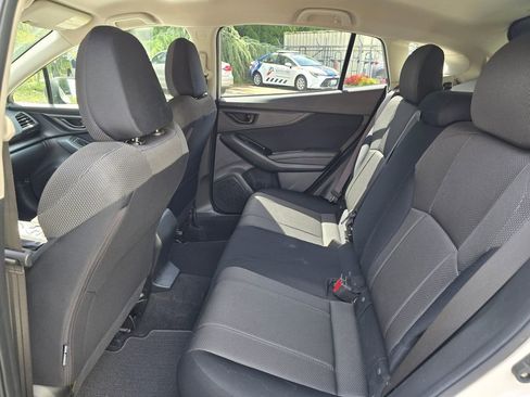 Certified 2021 Subaru Crosstrek 2.0i AWD/4WD image 10