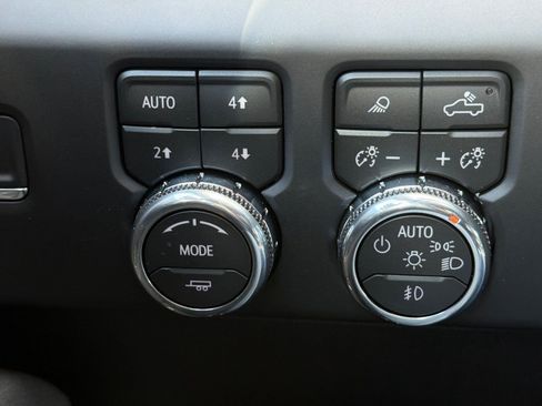 Used 2026 GMC Sierra 1500 AT4 w/ AT4 Premium Package image 41