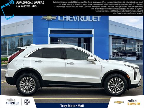 Certified 2024 Cadillac XT4 Premium Luxury AWD/4WD image 2
